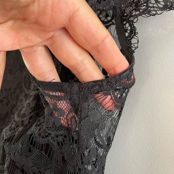 Keepsake the Label Lace Overlay Cap Sleeve Mini Dress || SZ S || Black - Picture 6 of 15